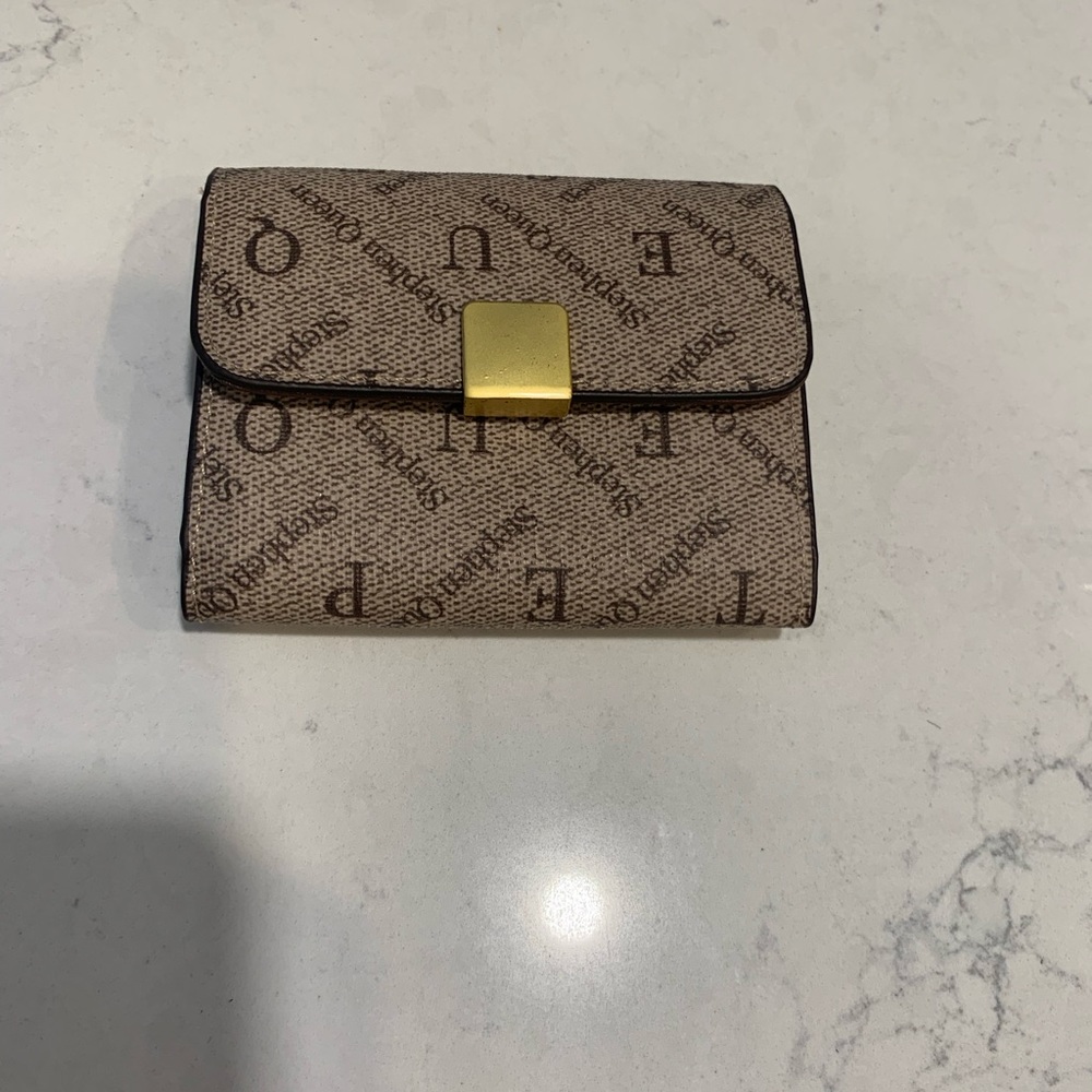 New card holder.wallet